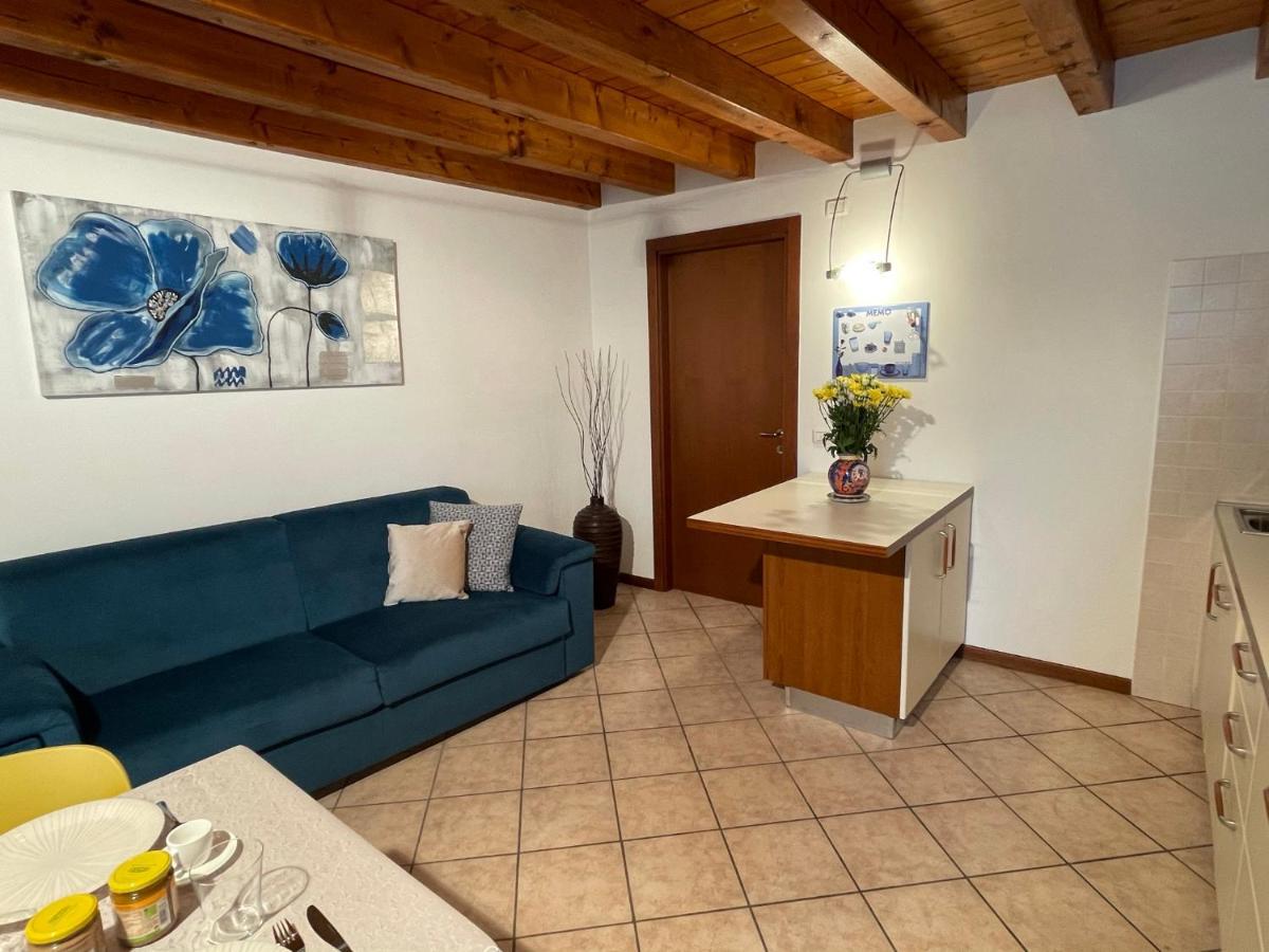 Ferienwohnung Casa Loredana - Graziosa Casa Vacanze Sul Lago Di Garda Cavalcaselle Exterior foto
