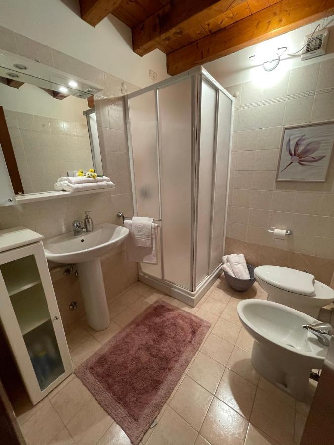 Ferienwohnung Casa Loredana - Graziosa Casa Vacanze Sul Lago Di Garda Cavalcaselle Exterior foto